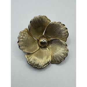 Vintage Emmons Gold Tone‎ Textured Flower Brooch